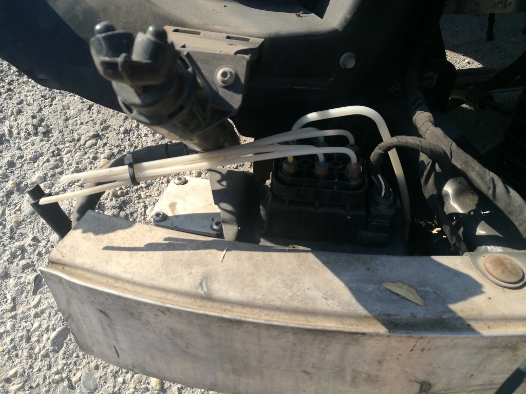 Distribuitor perne Mercedes ML W164 320 cdi