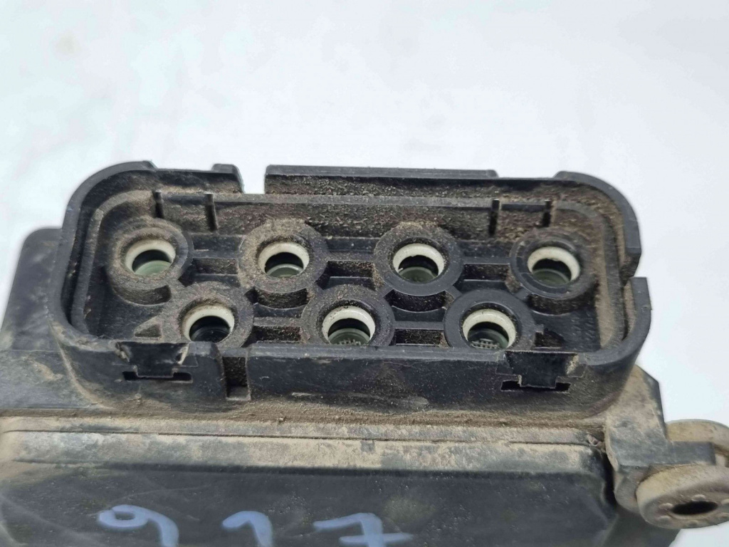 Distribuitor vacuum Volkswagen Golf 5 (1K1) [Fabr 2004-2008] 6Q0906625 1.9 TDI BLS 1.9 TDI BLS 77KW / 105CP