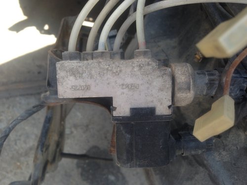 Distributor aer mercedes airmatic e220 cdi