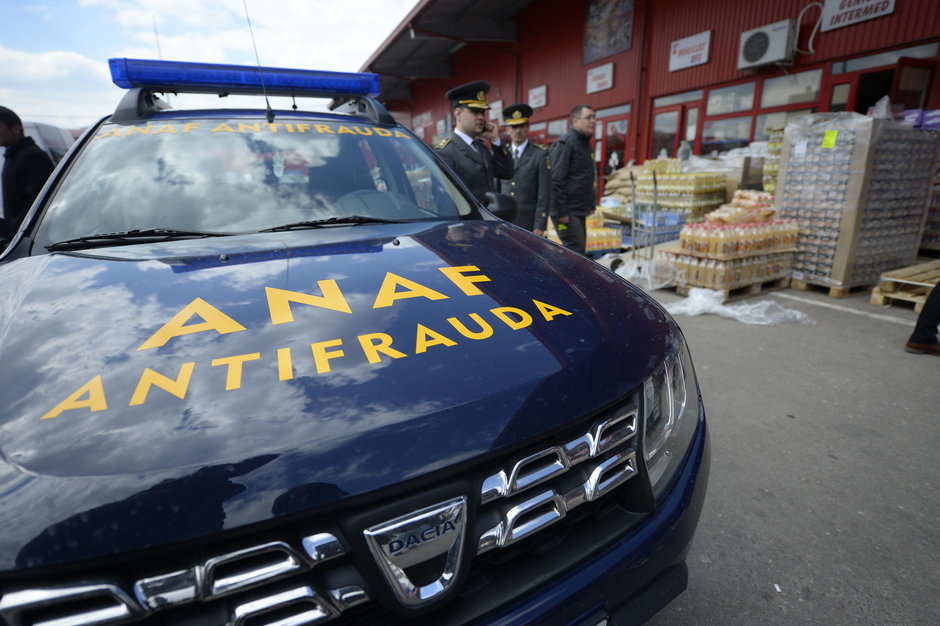 Doar o singura masina pe numele tau, altfel esti samsar si ANAF te verifica. Cum ti se pare? Doar o singura masina pe numele tau, altfel esti samsar si ANAF te verifica. Cum ti se pare?