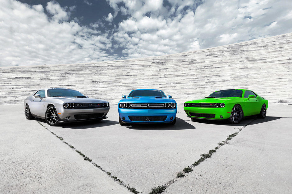 Dodge Challenger 2015: muscle-car cu facelift si motor de 485 cp