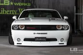 Dodge Challenger de la Liberty Walk