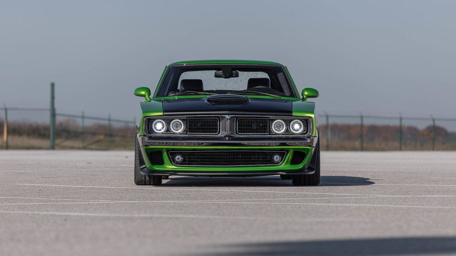 Dodge Challenger Hellcat cu caroserie de Charger din 1969