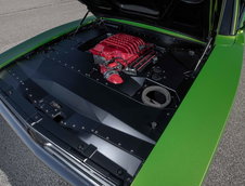 Dodge Challenger Hellcat cu caroserie de Charger din 1969