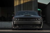 Dodge Challenger Hellcat din carbon