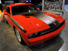 Dodge Challenger Mopar Edition