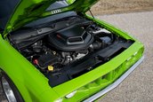 Dodge Challenger R/T Scat Pack transformat in Plymouth Barracuda