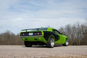 Dodge Challenger R/T Scat Pack transformat in Plymouth Barracuda