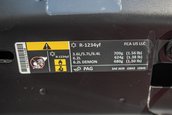 Dodge Challenger SRT Demon cu 122 de kilometri la bord