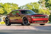 Dodge Challenger SRT Demon cu 122 de kilometri la bord