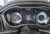 Dodge Challenger SRT Demon cu 16 kilometri la bord