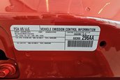 Dodge Challenger SRT Demon cu 16 kilometri la bord