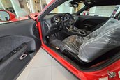 Dodge Challenger SRT Demon cu 16 kilometri la bord