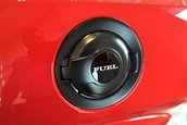 Dodge Challenger SRT Demon cu 16 kilometri la bord