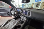 Dodge Challenger SRT Demon cu 16 kilometri la bord