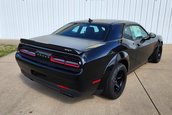 Dodge Challenger SRT Demon cu 40 de kilometri la bord