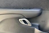 Dodge Challenger SRT Demon cu 41 de kilometri la bord