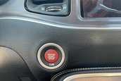 Dodge Challenger SRT Demon cu 41 de kilometri la bord