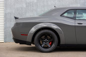 Dodge Challenger SRT Demon cu 82 de kilometri la bord