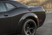 Dodge Challenger SRT Demon cu caroserie realizata integral din fibra de carbon