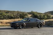 Dodge Challenger SRT Demon cu caroserie realizata integral din fibra de carbon