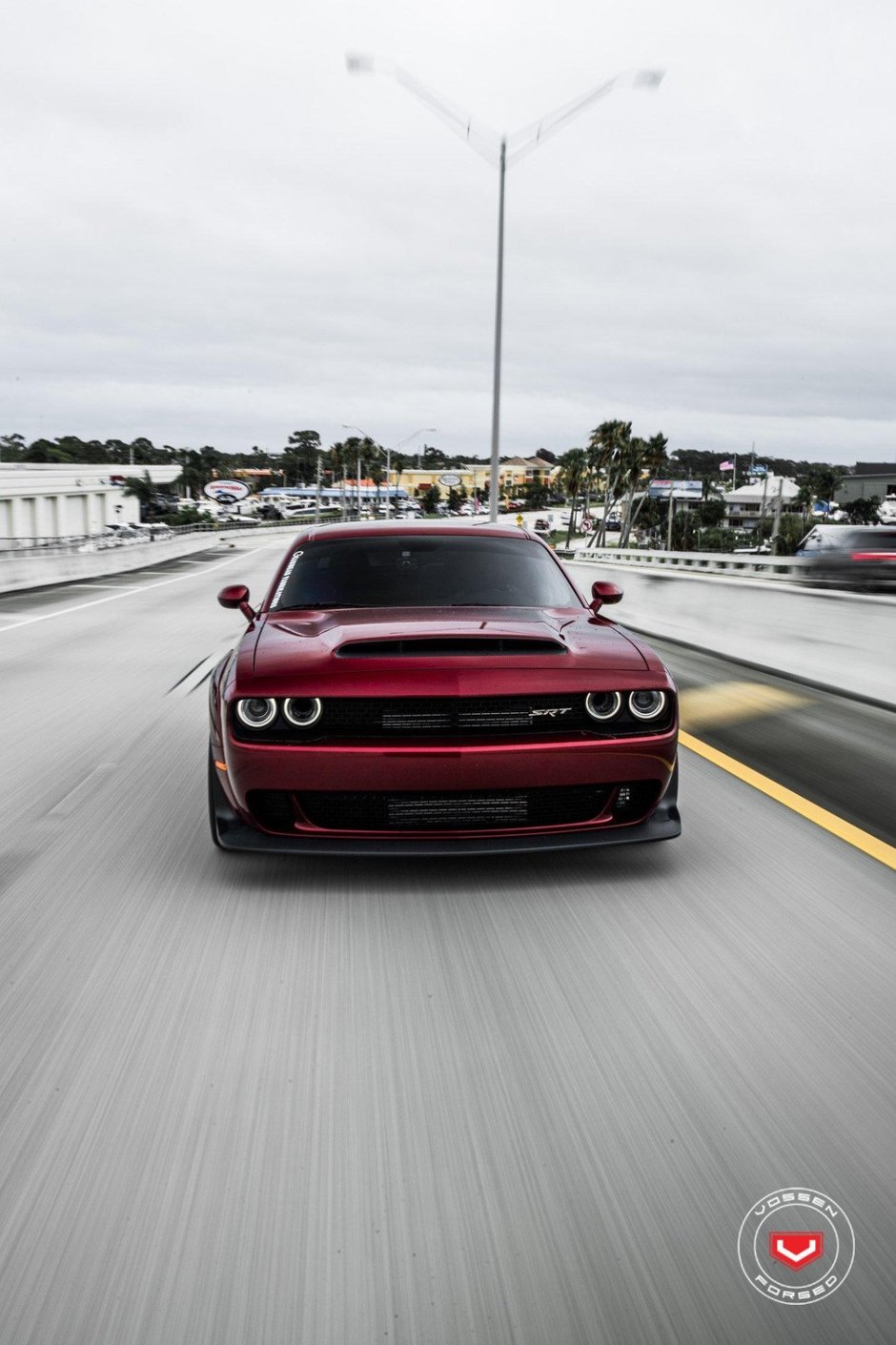 Dodge Challenger SRT Demon cu jante Vossen