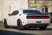 Dodge Challenger SRT Hellcat cu transmisie manuala