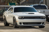 Dodge Challenger SRT Hellcat cu transmisie manuala