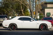 Dodge Challenger SRT Hellcat cu transmisie manuala