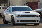 Dodge Challenger SRT Hellcat cu transmisie manuala