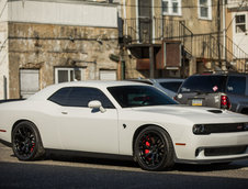 Dodge Challenger SRT Hellcat cu transmisie manuala