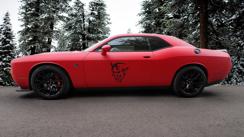 Dodge Challenger SRT Hellcat de la Vilner