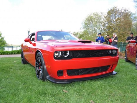 Dodge Challenger SRT Hellcat - Poze Reale