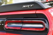 Dodge Challenger SRT Hellcat - Poze Reale