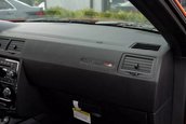 Dodge Challenger SRT8 cu 1.6 kilometri pe bord