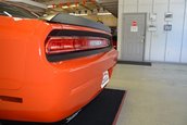 Dodge Challenger SRT8 cu 37 de kilometri la bord