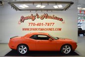 Dodge Challenger SRT8 cu 37 de kilometri la bord