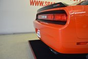 Dodge Challenger SRT8 cu 37 de kilometri la bord