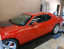 Dodge Challenger SRT8 cu 9 mile in bord