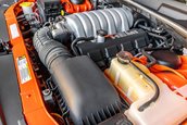 Dodge Challenger SRT8 cu 931 de kilometri la bord