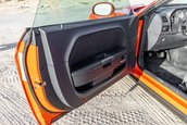 Dodge Challenger SRT8 cu 931 de kilometri la bord