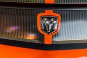 Dodge Challenger SRT8 cu 931 de kilometri la bord