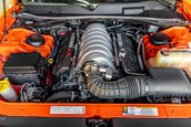 Dodge Challenger SRT8 cu 931 de kilometri la bord