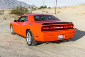 Dodge Challenger SRT8 cu 931 de kilometri la bord