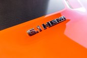 Dodge Challenger SRT8 cu 931 de kilometri la bord