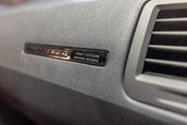 Dodge Challenger SRT8 cu 931 de kilometri la bord
