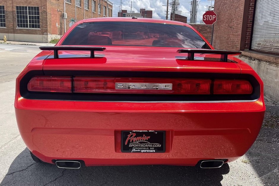 Dodge Challenger SRT8 de vanzare