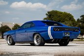 Dodge Challenger transformat in Dodge Charger