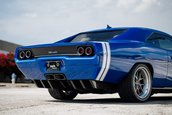 Dodge Challenger transformat in Dodge Charger