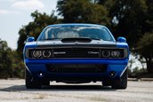 Dodge Challenger transformat in Dodge Charger
